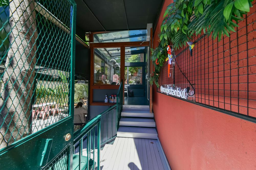 Kuzguncuk Bereketli Sokakta Satılık Müstakil Ev