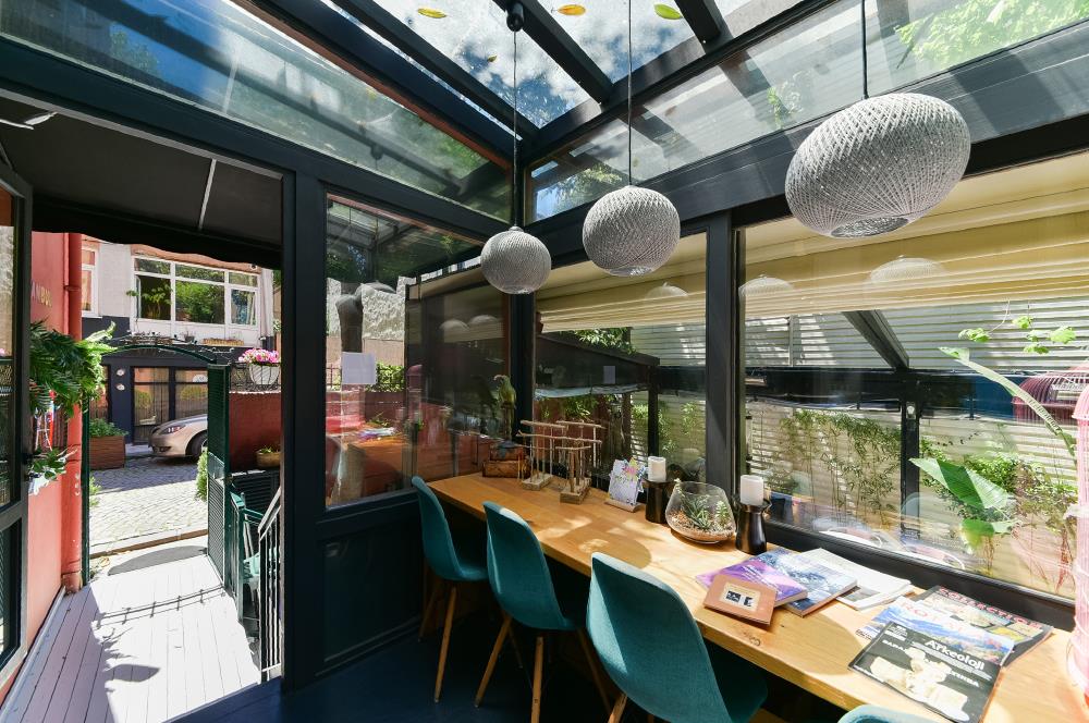 Kuzguncuk Bereketli Sokakta Satılık Müstakil Ev