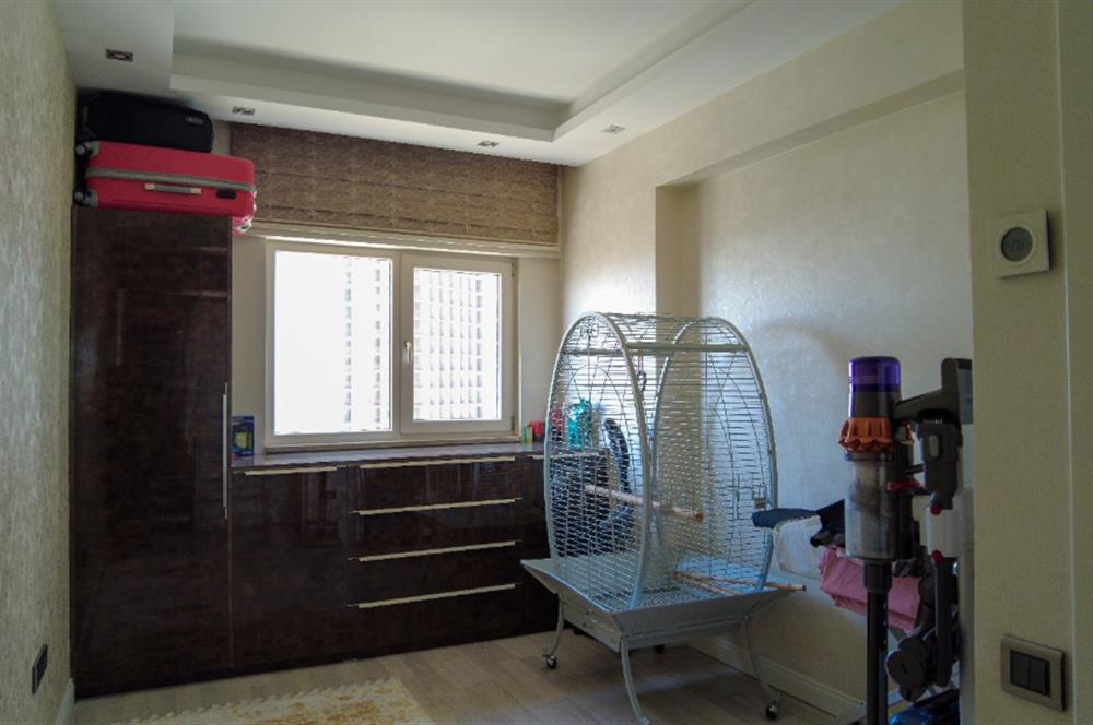 SİNPAŞ ALTINORAN'DA GÖL MANZARALI 2,5+1 DAİRE ACİL SATILIK 