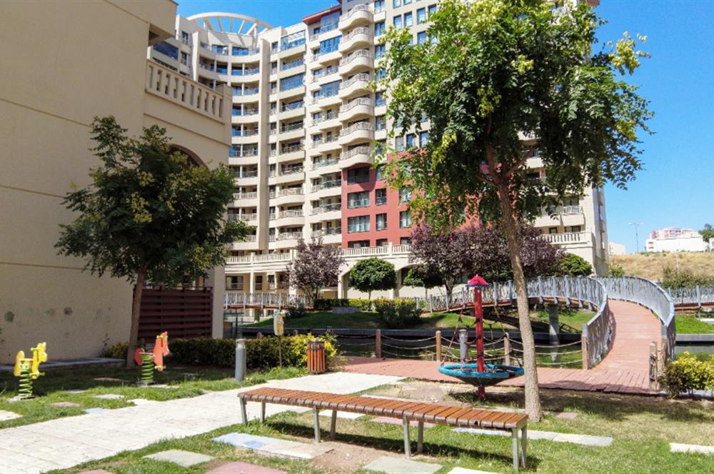 SİNPAŞ ALTINORAN'DA GÖL MANZARALI 2,5+1 DAİRE ACİL SATILIK 