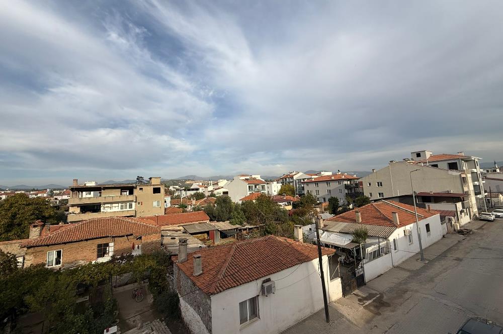 MERKEZİ KONUMDA SIFIR 2+1 DAİRE