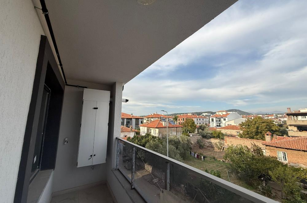 MERKEZİ KONUMDA SIFIR 2+1 DAİRE