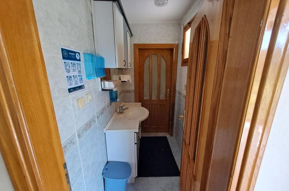 4 DÖNÜM ZEYTİNLİK İÇERİSİNDE SATILIK KAHVALTI SALONU VE BİNASI