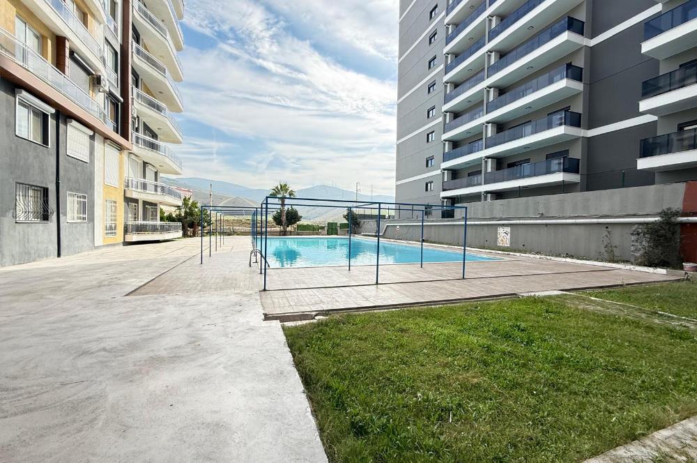 Menemen Gazi Mh.Site içerisinde Yüksek Giriş 3+1 Satılık Daire