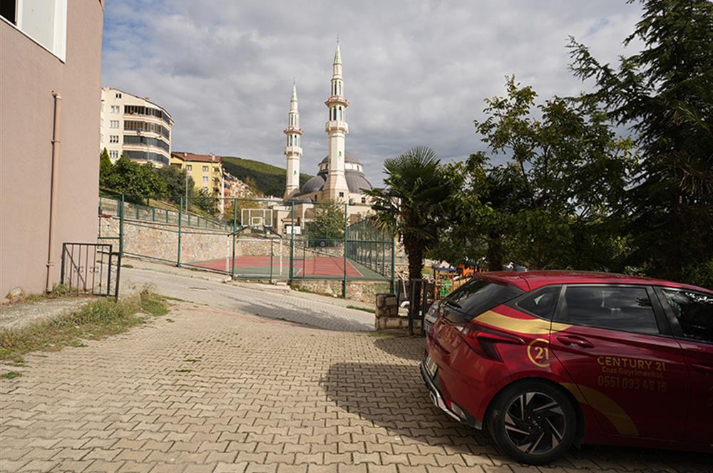 C21 Cius;Cumhuriyet Mah. Deniz Manzaralı Kiralık Asansörlü Daire