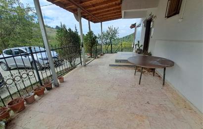 4 DÖNÜM ZEYTİNLİK İÇERİSİNDE SATILIK KAHVALTI SALONU VE BİNASI