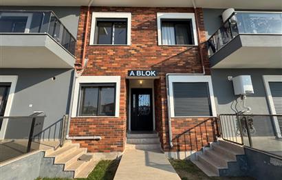 Foça Bağarası İZMA Modern Sitesi'nde 2+1 Satılık Daire