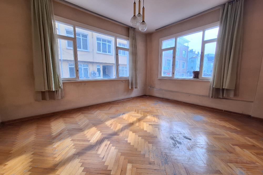 SARIYER MERKEZ MH / SARP SOKAK, SATILIK 1+1 KAT MÜLKİYETLİ DAİRE