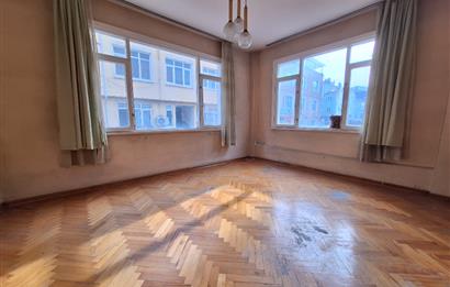 SARIYER MERKEZ MH / SARP SOKAK, SATILIK 1+1 KAT MÜLKİYETLİ DAİRE