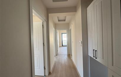 Foça Bağarası İZMA Modern Sitesi'nde 2+1 Satılık Daire