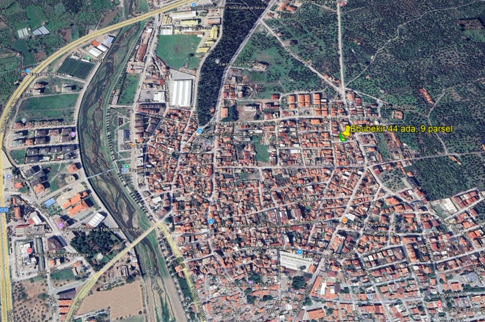 CENTRUY 21 BAL'DAN HAVRAN EBUBEKİR MAHALLESİNDE  SATILIK BİNA VE ARSASI 