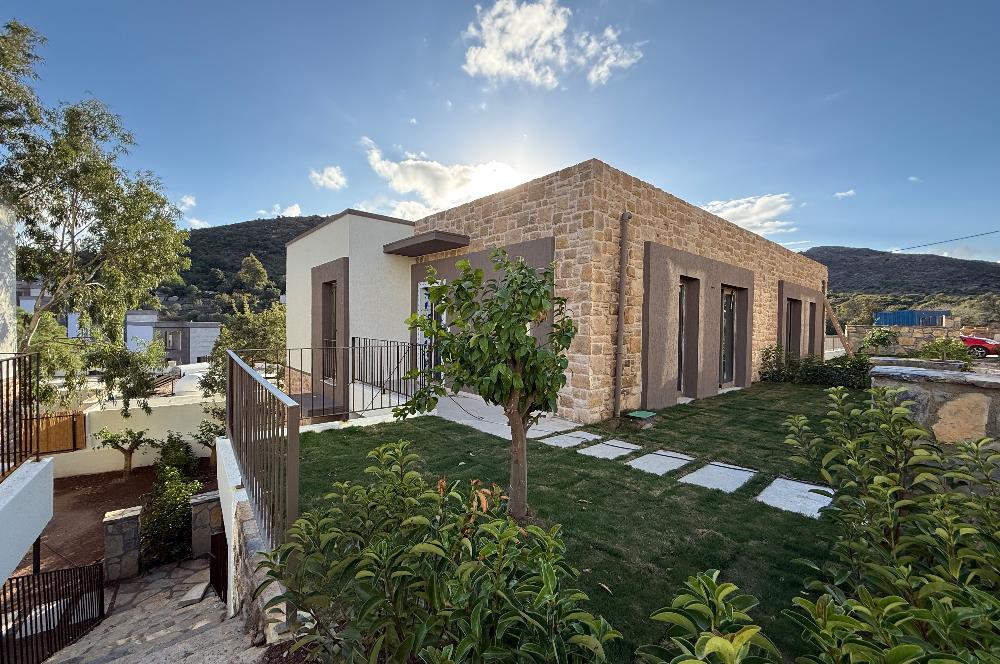 Bodrum Gümüşlük - Magnus Vadi Dereköy Projesinde Müstakil Bahçe Kullanımlı Vadi Manzaralı Satılık Sıfır Daireler