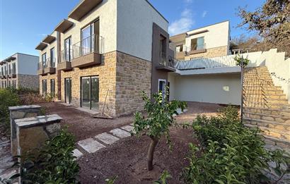 Bodrum Gümüşlük - Magnus Vadi Dereköy Projesinde Müstakil Bahçe Kullanımlı Vadi Manzaralı Satılık Sıfır Daireler