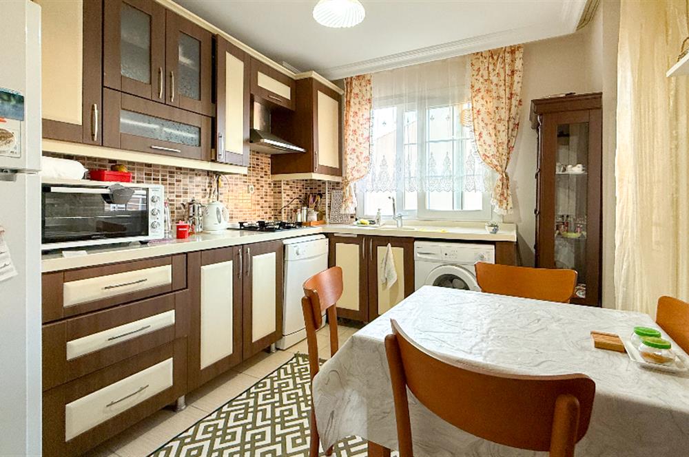 BAL OFİS'TEN PAŞAALANI MAH. 3+1 DAİRE ÇENGEL CAD. 50.M