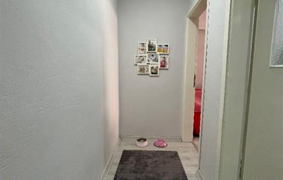 GÜLYOLU SOKAK’TA 2+1 6.KAT TERASLI BAKIMLI DAİRE