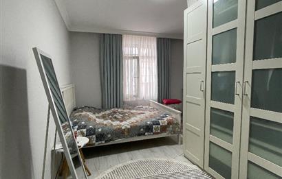 GÜLYOLU SOKAK’TA 2+1 6.KAT TERASLI BAKIMLI DAİRE