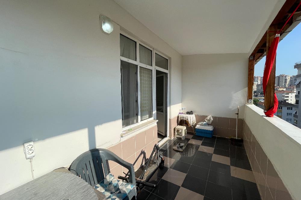 GÜLYOLU SOKAK’TA 2+1 6.KAT TERASLI BAKIMLI DAİRE