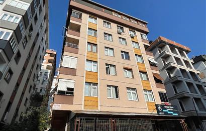 GÜLYOLU SOKAK’TA 2+1 6.KAT TERASLI BAKIMLI DAİRE