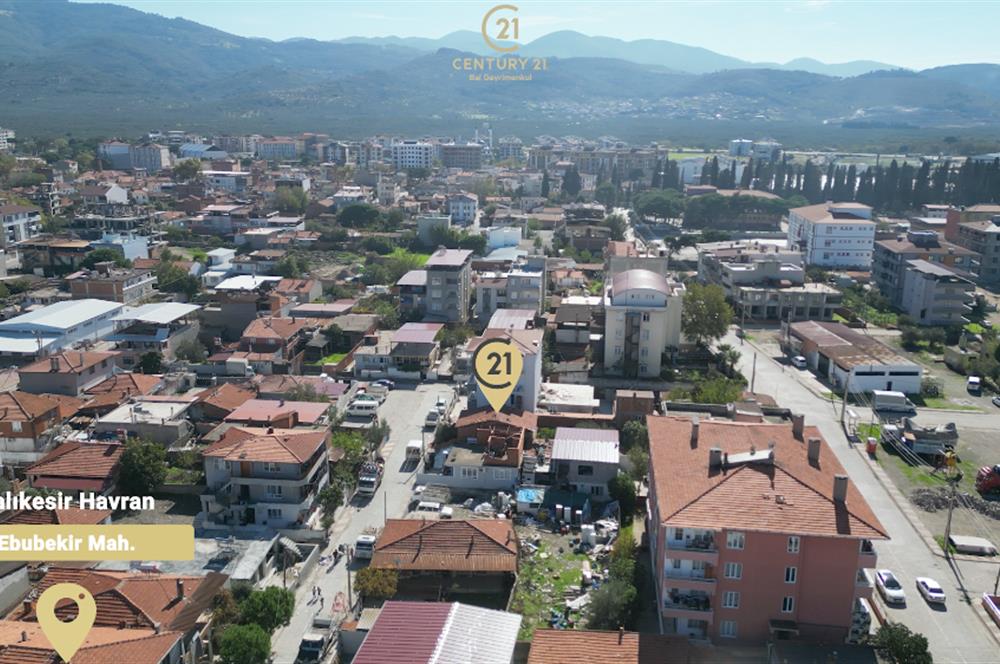 CENTRUY 21 BAL'DAN  HAVRAN  EBUBEKİR MAHALLESİNDE  SATILIK KOMPLE BİNA VE ARSASI 