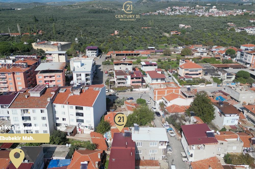 CENTRUY 21 BAL'DAN HAVRAN EBUBEKİR MAHALLESİNDE  SATILIK BİNA VE ARSASI 