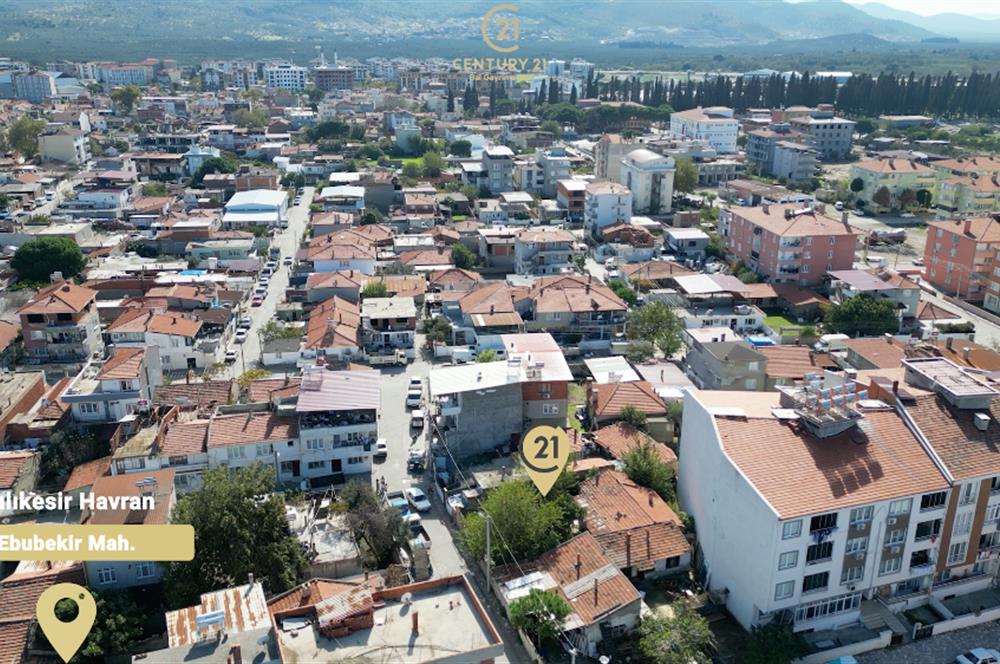 CENTRUY 21 BAL'DAN HAVRAN EBUBEKİR MAHALLESİNDE  SATILIK BİNA VE ARSASI 