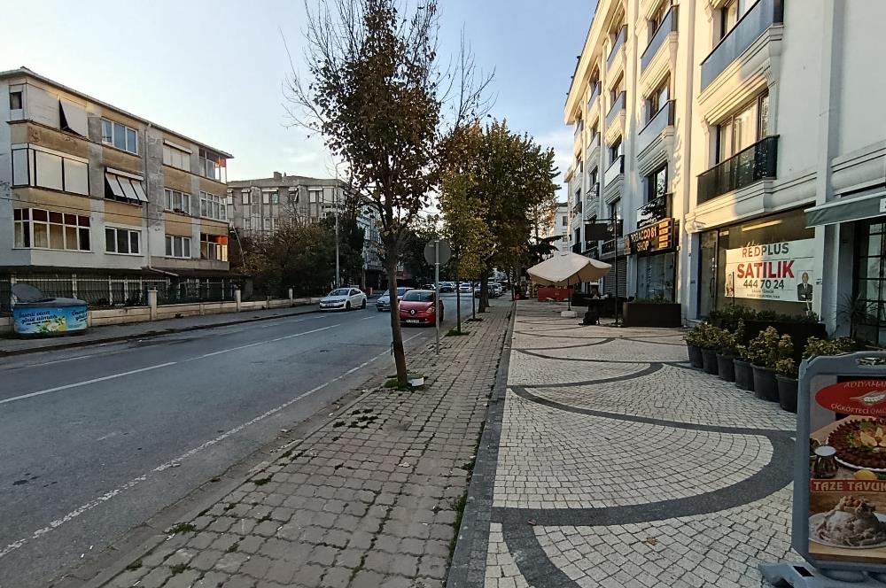 Büyükçekmece Albatros’ta Sahile 1 Dakika Mesafede Devren Kiralık Hazır İşletme