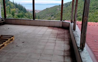 4 DÖNÜM ZEYTİNLİK İÇERİSİNDE SATILIK KAHVALTI SALONU VE BİNASI