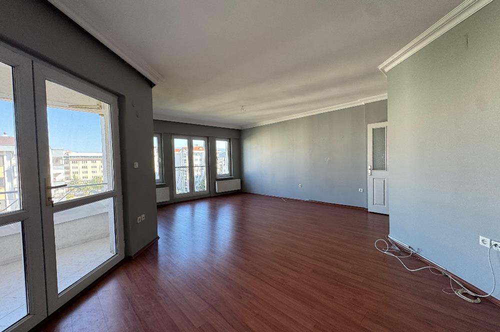 CENTURY 21 EWA | Yüzüncüyıl' da Geniş ve Ferah 3+1 Kiralık Daire