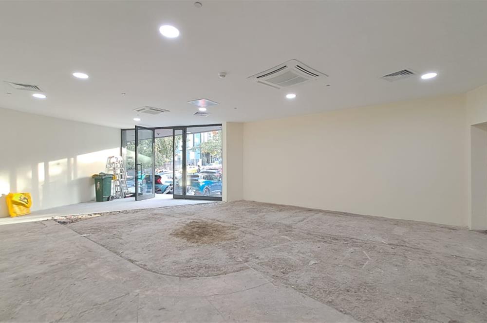 Gümüşsuyu İntercontiental Hotel Bünyesine Bağlı Kiralık Dükkan