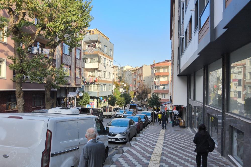 C21 NEXAR'DAN ESENLERDE CADDE ÜZERİ REKLAM DEĞERİ YÜKSEK DÜKKAN