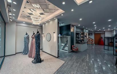 C21 LOCA'DAN ÇARŞI MERKEZDE 3 KATLI 300m² GENİŞ CEPHELİ DÜKKAN