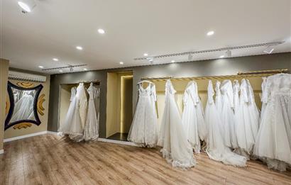 C21 LOCA'DAN ÇARŞI MERKEZDE 3 KATLI 300m² GENİŞ CEPHELİ DÜKKAN