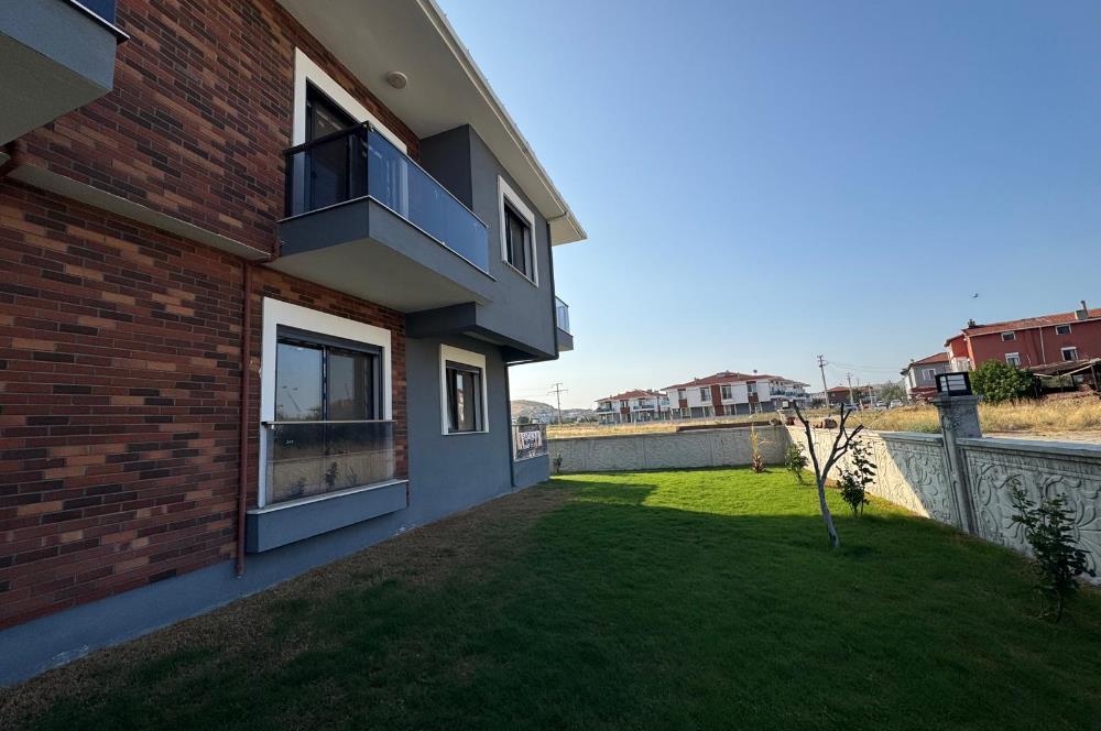 Foça Bağarası İZMA Modern Sitesi'nde 2+1 Satılık Daire