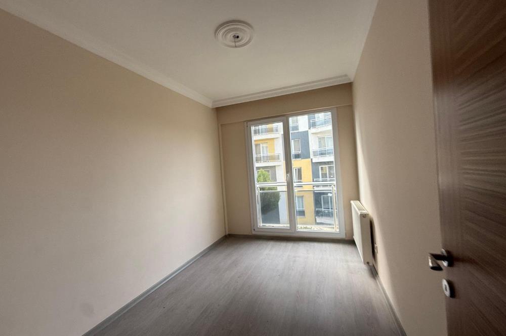 Menemen Gazi Mh.Site içerisinde Yüksek Giriş 3+1 Satılık Daire