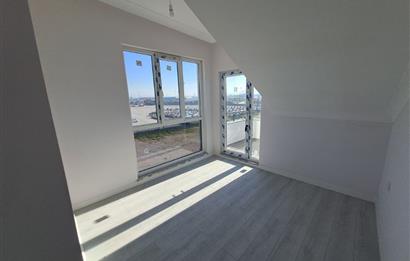 KÖSEKÖY FSM MAH. ASANSÖRLÜ BİNADA 2+1 ÇATI DUBLEKS