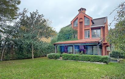 Demirciköy'de ormana komşu 5+2 kiralık eşyalı müstakil villa