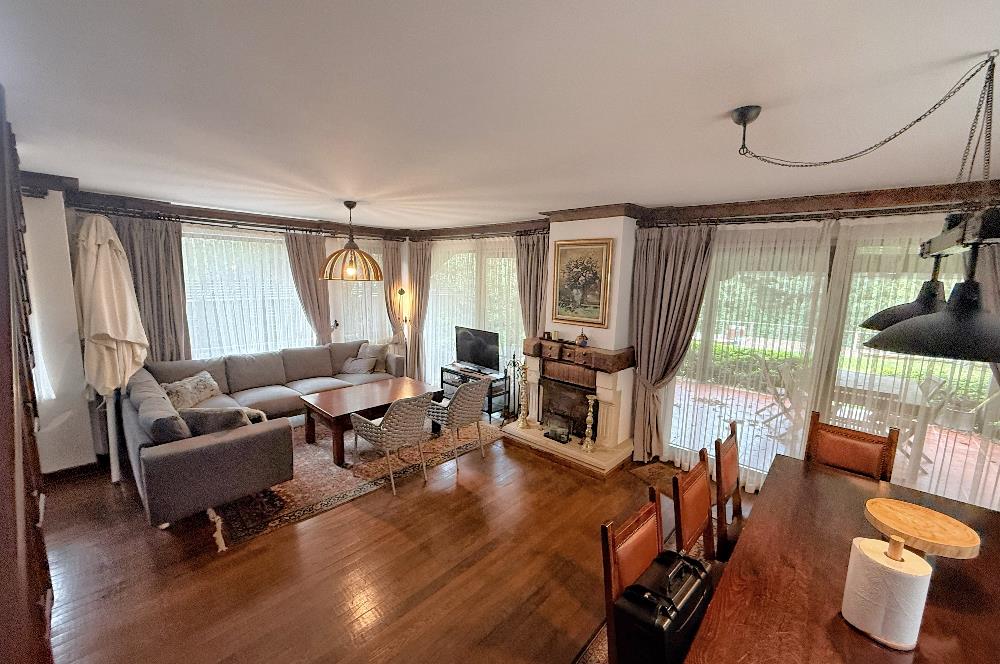 Demirciköy'de ormana komşu 5+2 kiralık eşyalı müstakil villa
