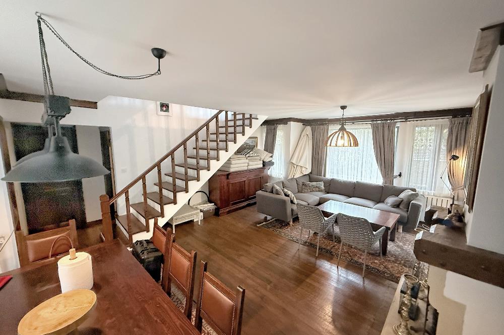 Demirciköy'de ormana komşu 5+2 kiralık eşyalı müstakil villa