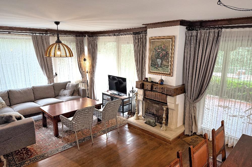 Demirciköy'de ormana komşu 5+2 kiralık eşyalı müstakil villa