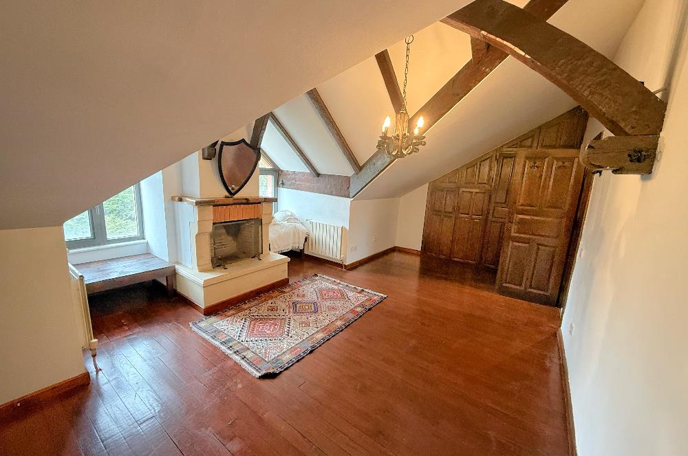 Demirciköy'de ormana komşu 5+2 kiralık eşyalı müstakil villa