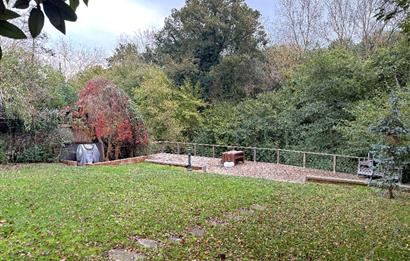 Demirciköy'de ormana komşu 5+2 kiralık eşyalı müstakil villa