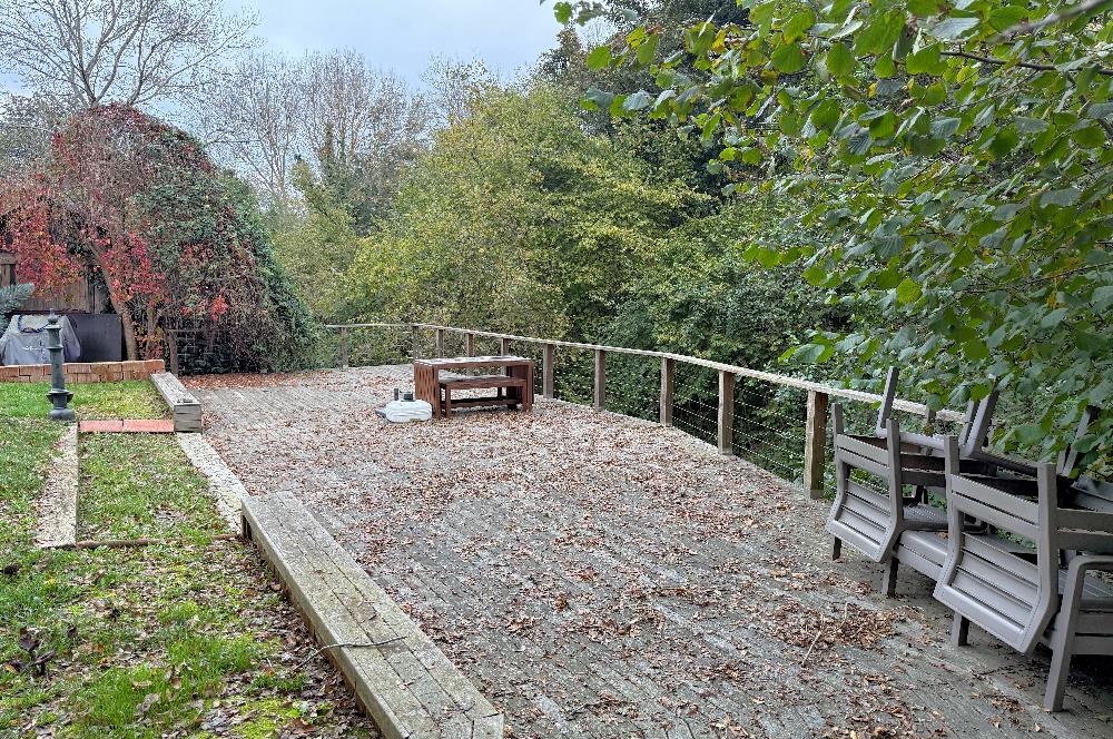 Demirciköy'de ormana komşu 5+2 kiralık eşyalı müstakil villa