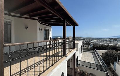 Bodrum Oasis Yakını Deniz Manzaralı Satılık 3+1 Dubleks Villa