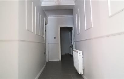 CENTURY 21 GERÇEKTEN KEMERBURGAZ'DA 3+1 BOŞ ARAKAT DAİRE