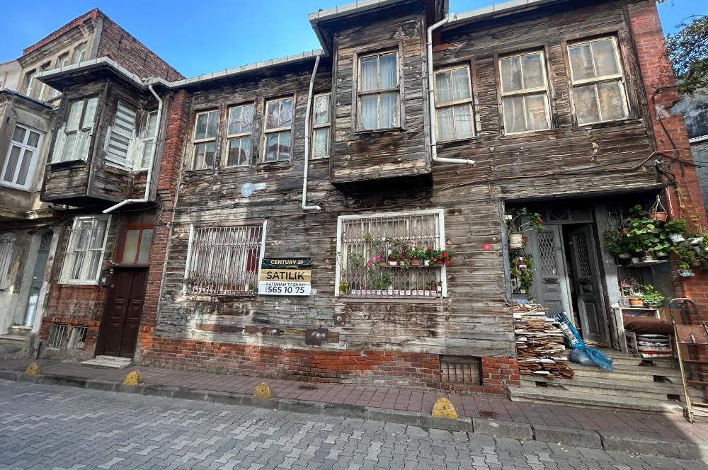 FATİH SAMATYA'DA SATILIK 2 ADET İKİNCİ DERECE TARİHİ ESER BİNA