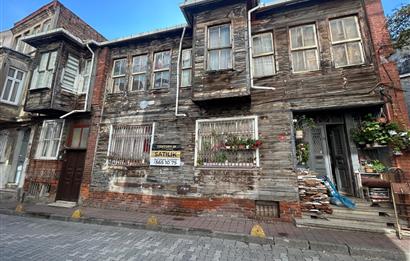 FATİH SAMATYA'DA SATILIK 2 ADET İKİNCİ DERECE TARİHİ ESER BİNA