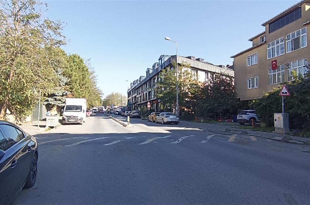 CENTURY 21 GERÇEKTEN KEMERBURGAZ'DA 3+1 BOŞ ARAKAT DAİRE