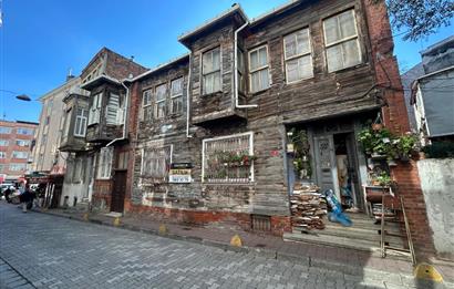 FATİH SAMATYA'DA SATILIK 2 ADET İKİNCİ DERECE TARİHİ ESER BİNA