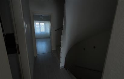 Altınoluk'ta, denize 200 metre mesafede, 3+1, bahçeli, müstakil ev