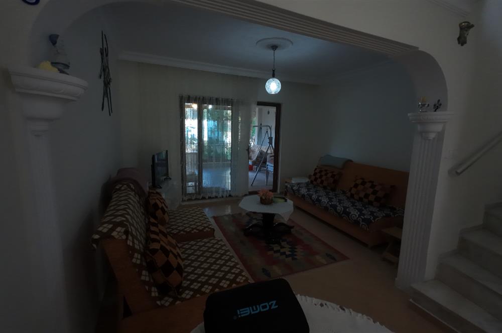 Altınoluk'ta, denize 200 metre mesafede, 3+1, bahçeli, müstakil ev